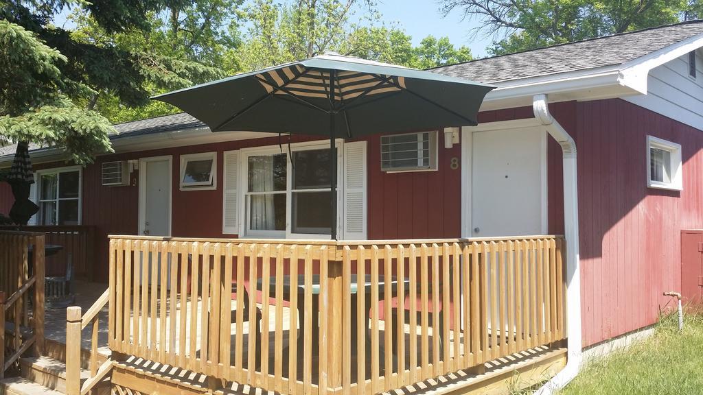 Indian Trail Motel Wisconsin Dells Room photo