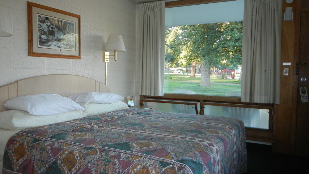 Indian Trail Motel Wisconsin Dells Exterior photo